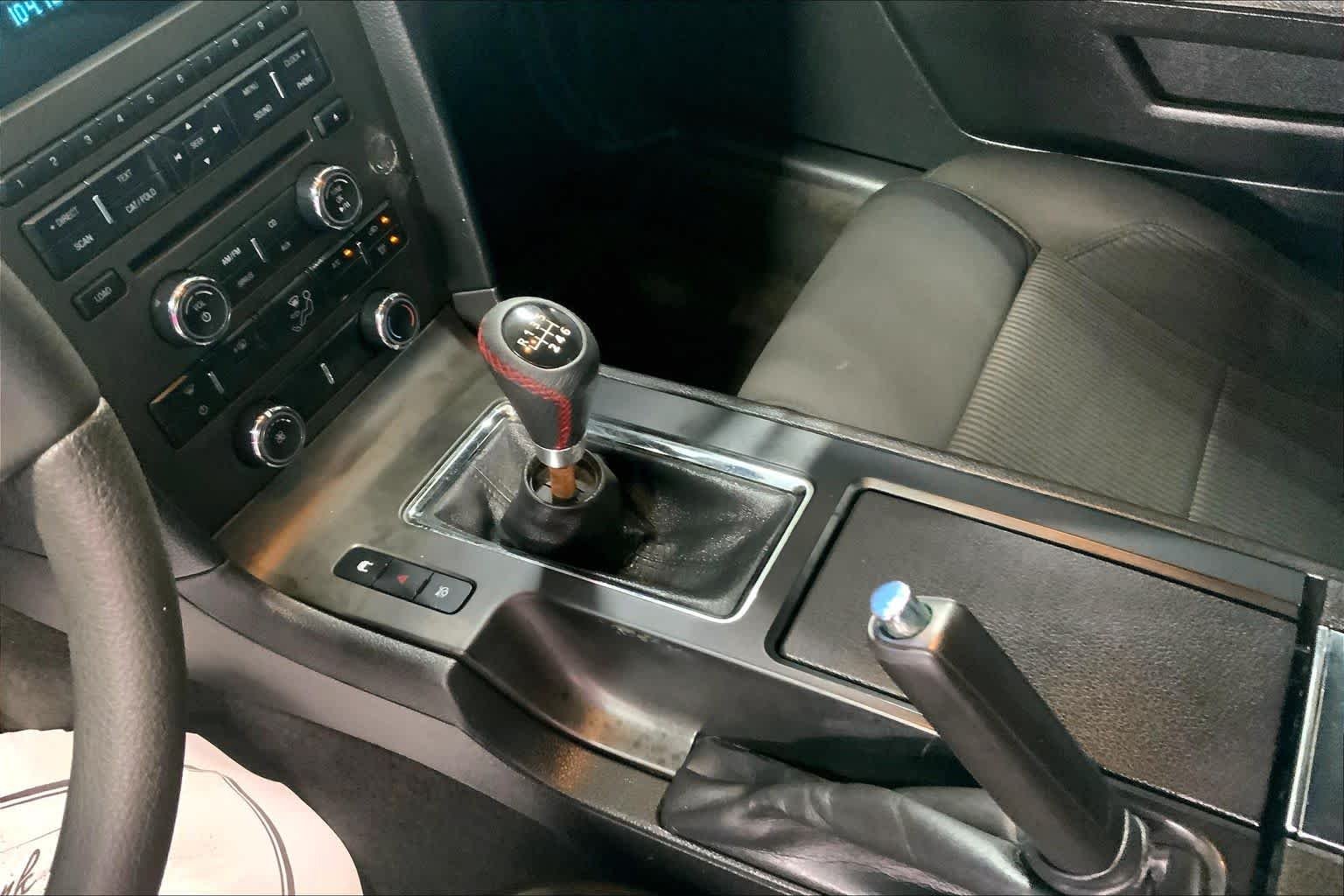Used 2011 Sterling Gray Clearcoat Metallic Ford V6 image 13