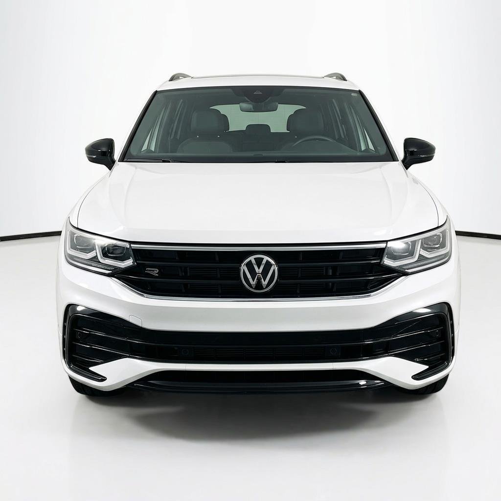 Used 2024 Opal White Pearl Volkswagen SE R-Line Black image 4