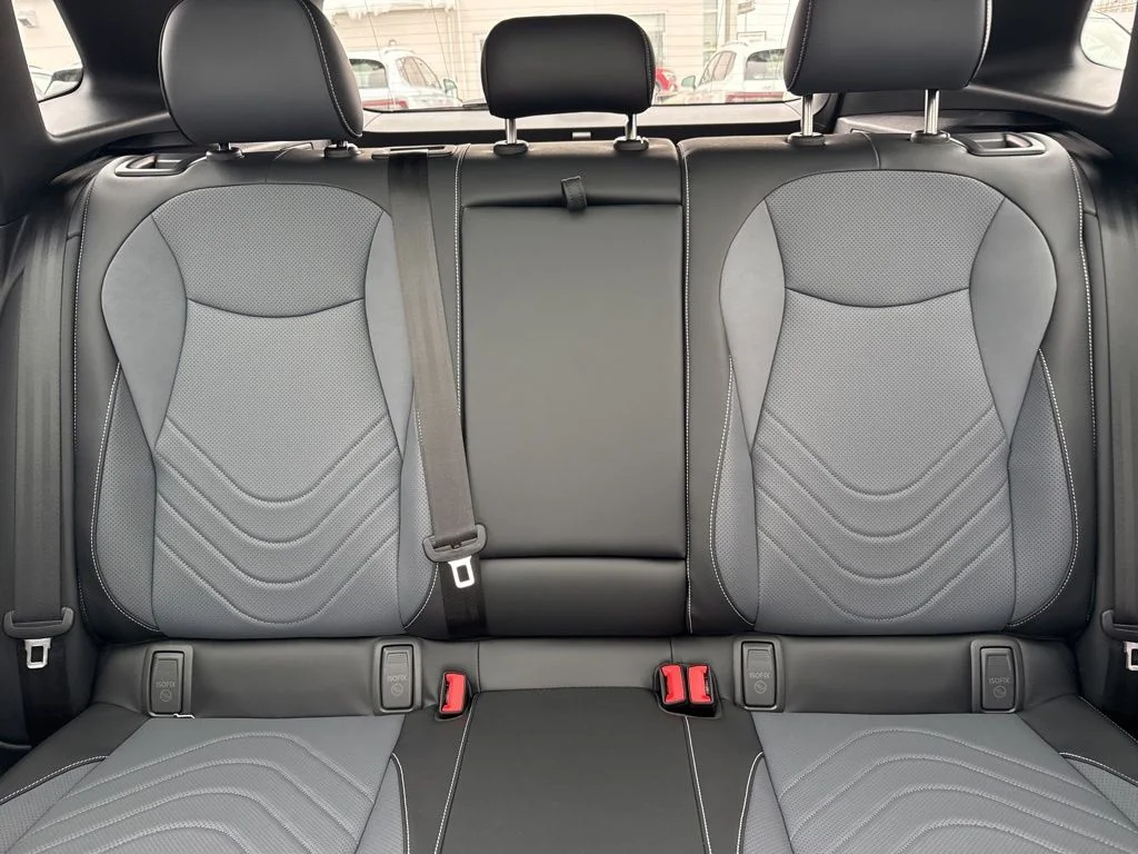 2026 Volkswagen Tiguan SE R-LINE BLACK - Photo 14