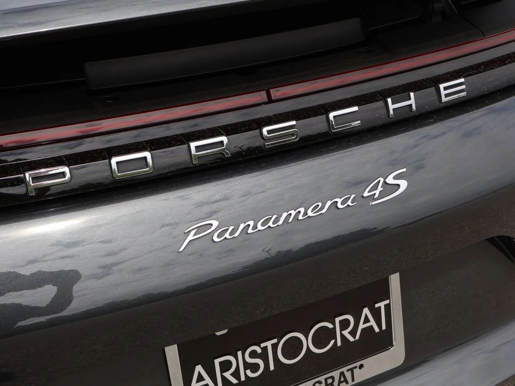 Used 2018 Volcano Grey Metallic Porsche 4S Executive image 7