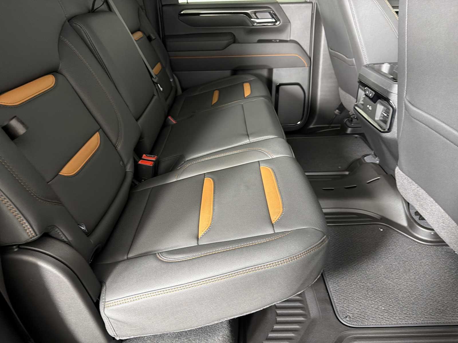 2026 GMC Sierra 2500HD AT4 - Photo 13