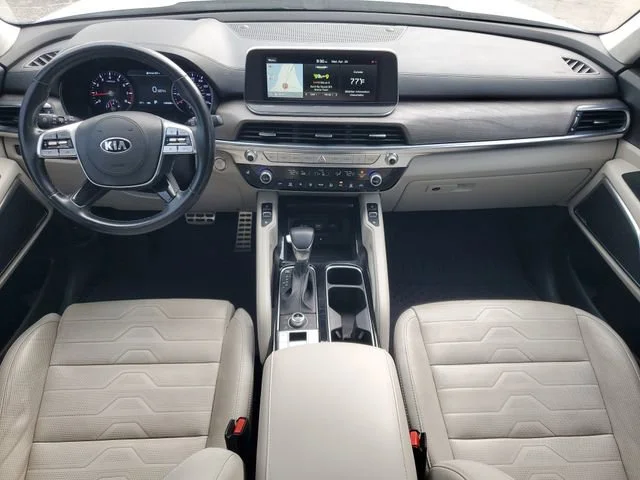 Used 2021 White Kia SX image 27