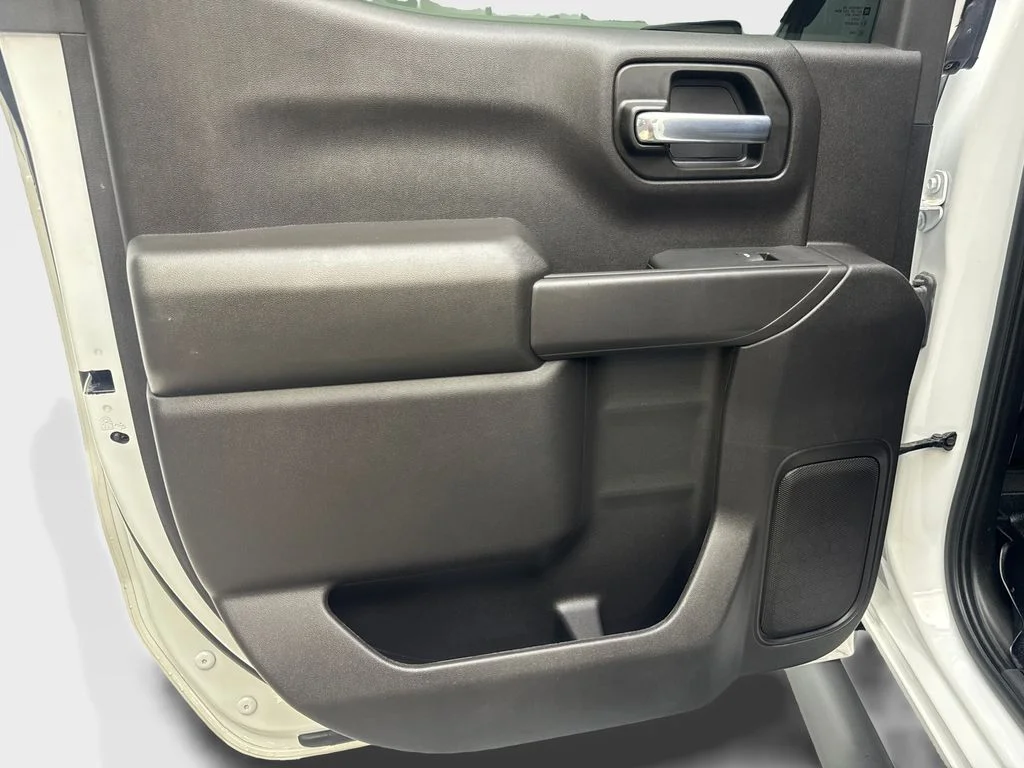 Used 2024 White Chevrolet Custom Trail Boss image 40
