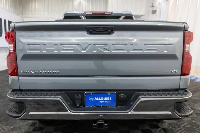 New 2026 Sterling Gray Metallic Chevrolet LT (2FL) image 6