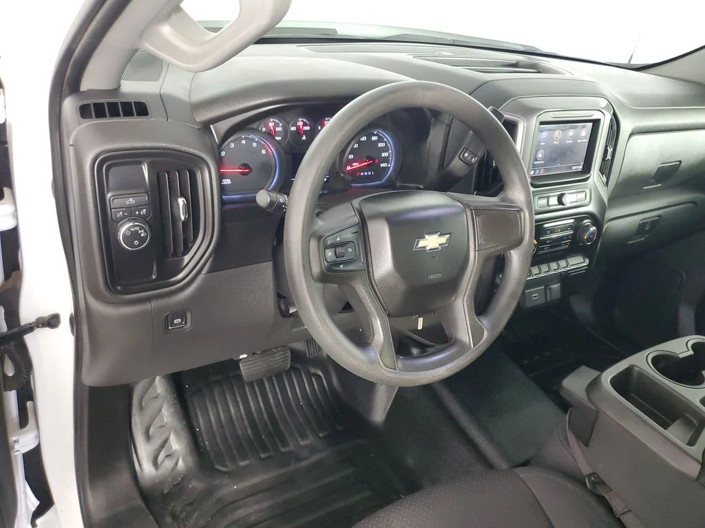 Used 2020 White Chevrolet WT image 16