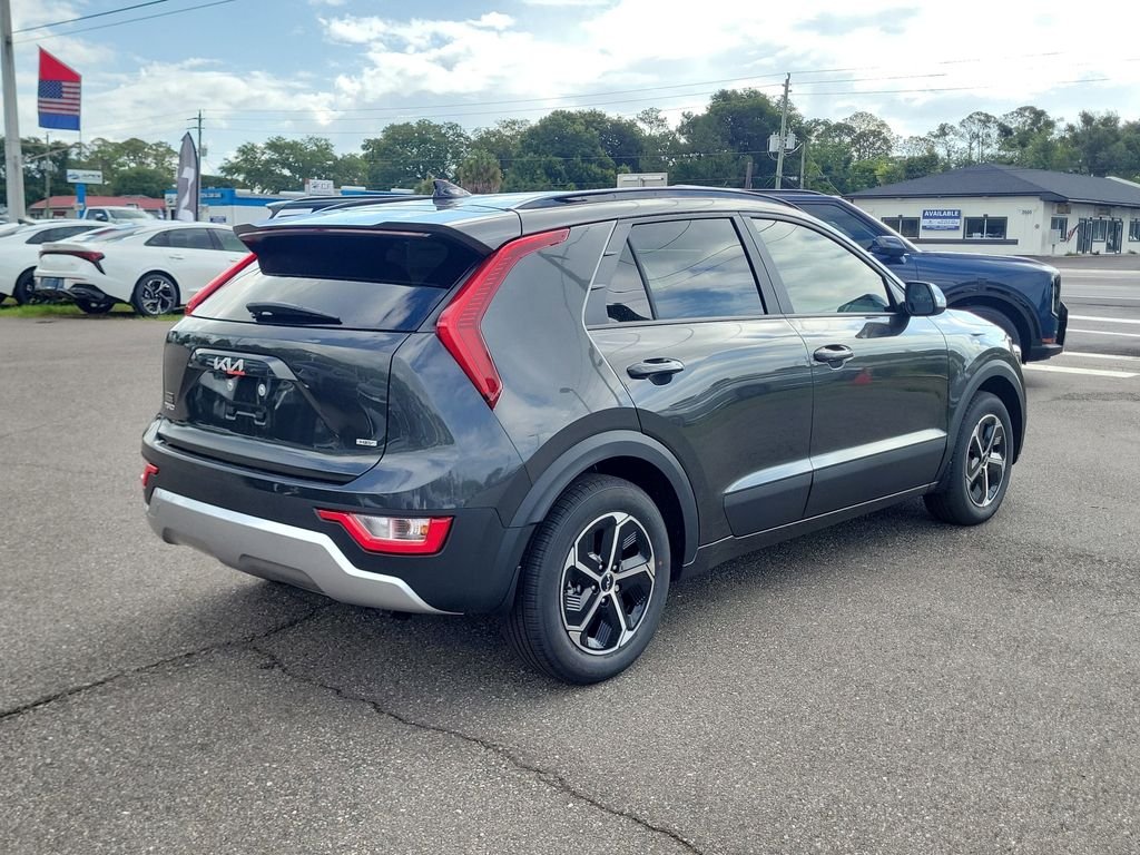 New 2026 Gray Kia LX image 6