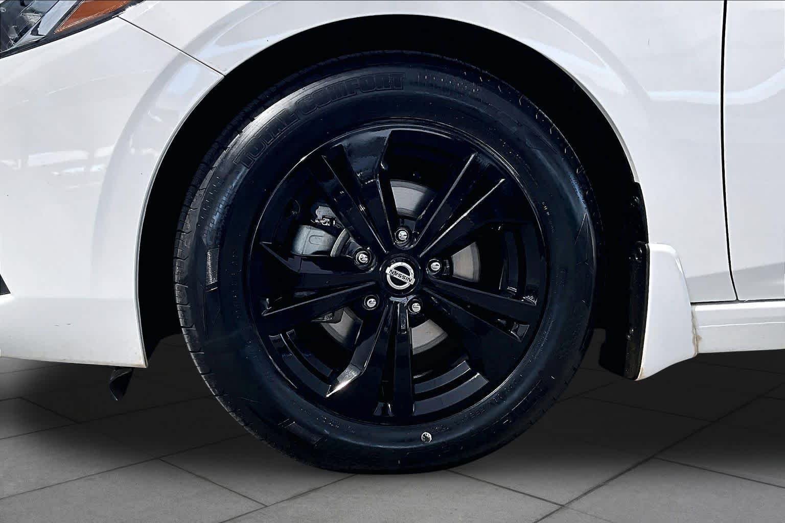 Certified Used 2022 Fresh Powder Nissan SV image 11