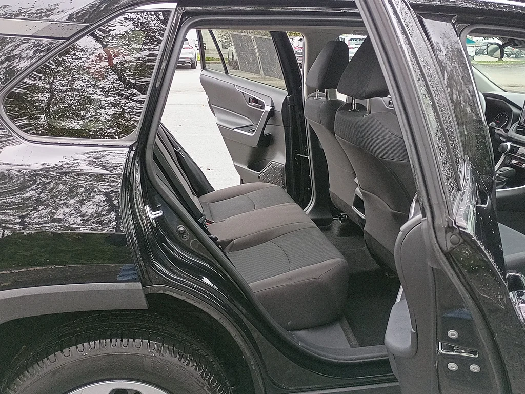 Used 2020 Midnight Black Metallic Toyota LE image 15