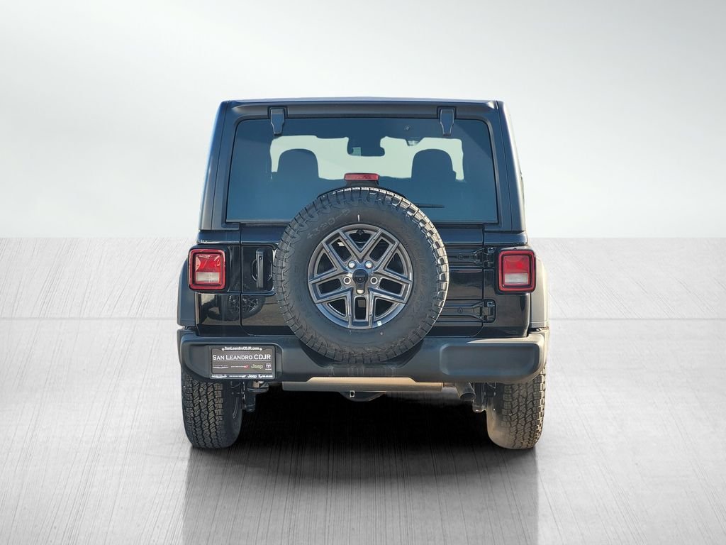 New 2026 Black Clear-Coat Exterior Paint Jeep Sport S image 5