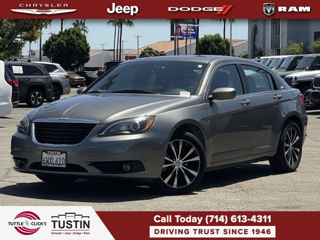 2012 Chrysler 200 Touring