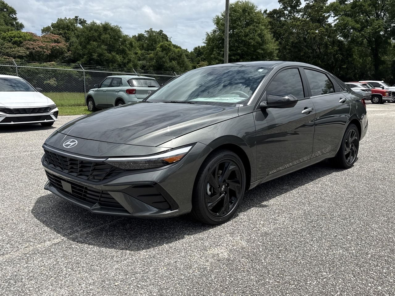 New 2026 Amazon Gray Hyundai SEL Sport Premium image 7