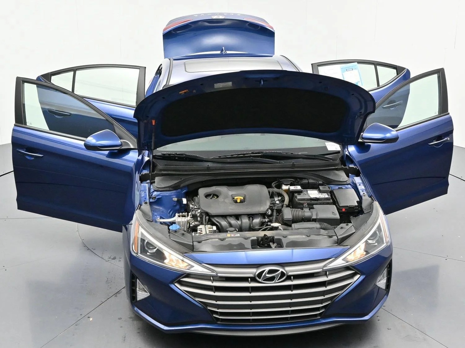 Used 2020 Lakeside Blue Hyundai Value Edition image 44