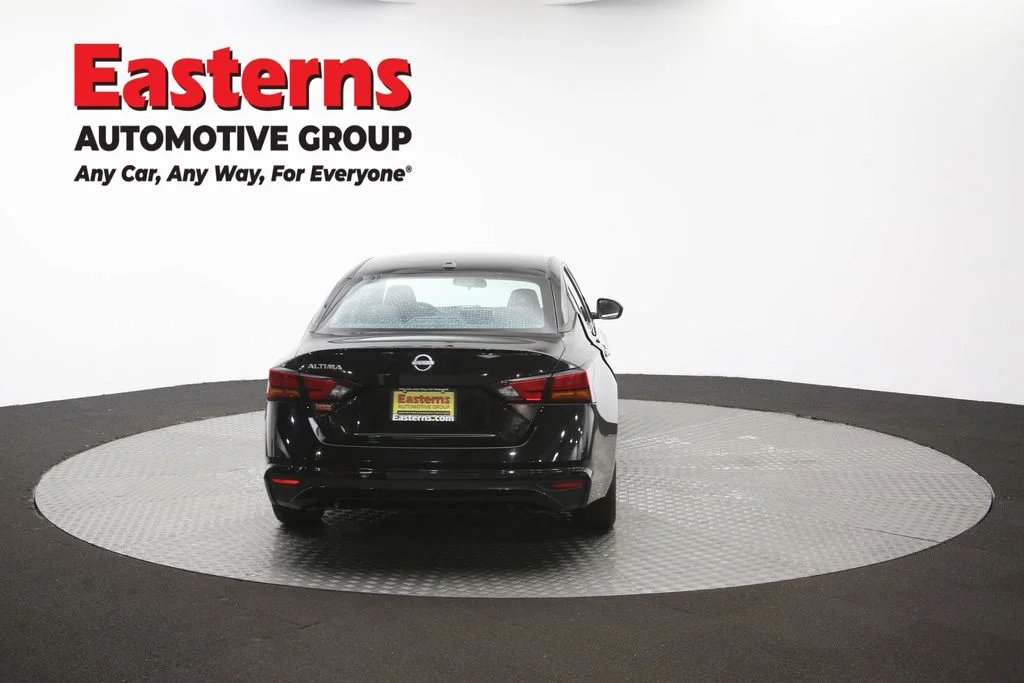 Used 2025 Black Nissan 2.5 SV image 35