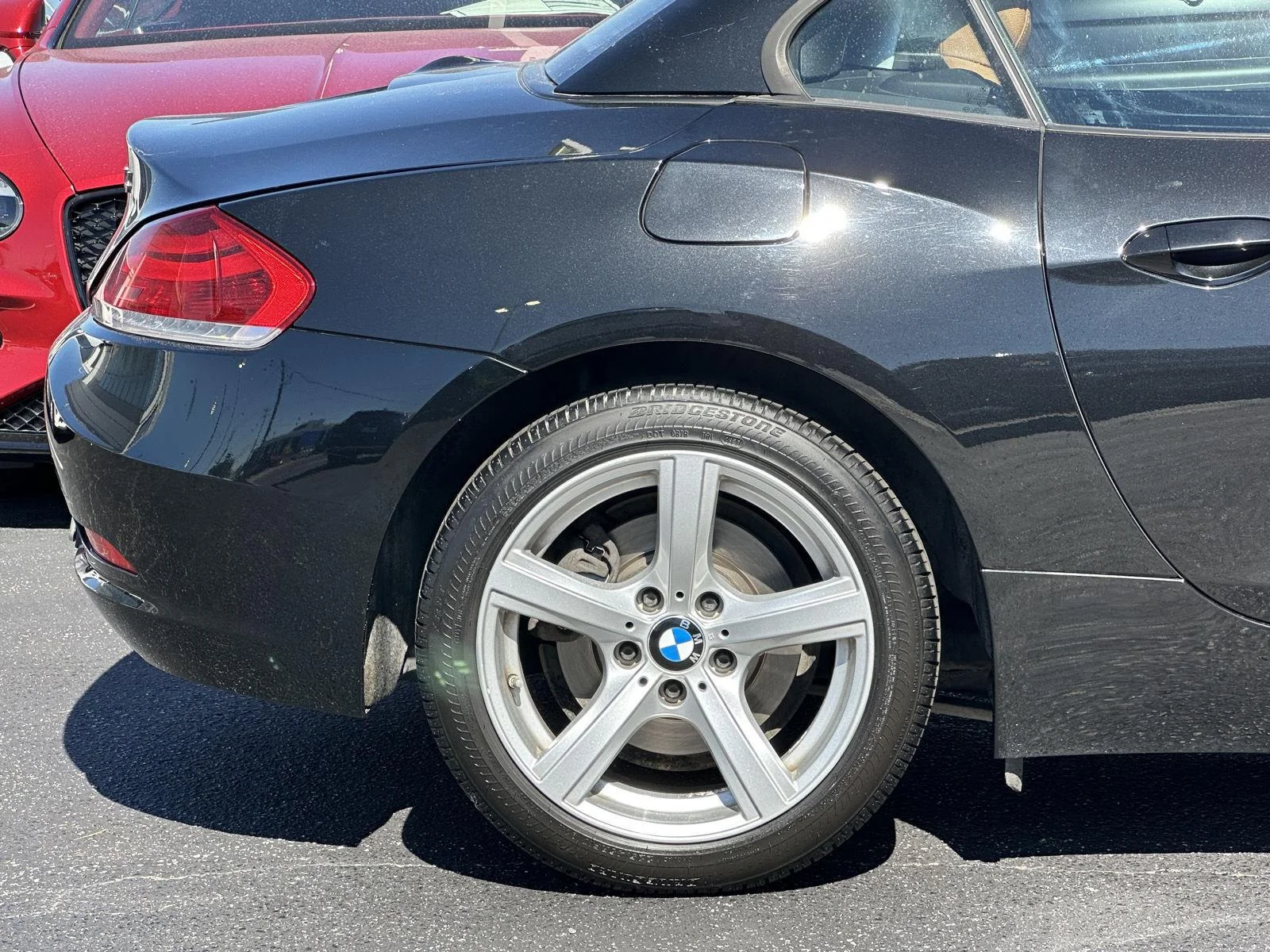 Used 2011 Black Sapphire Metallic BMW sDrive30i image 37