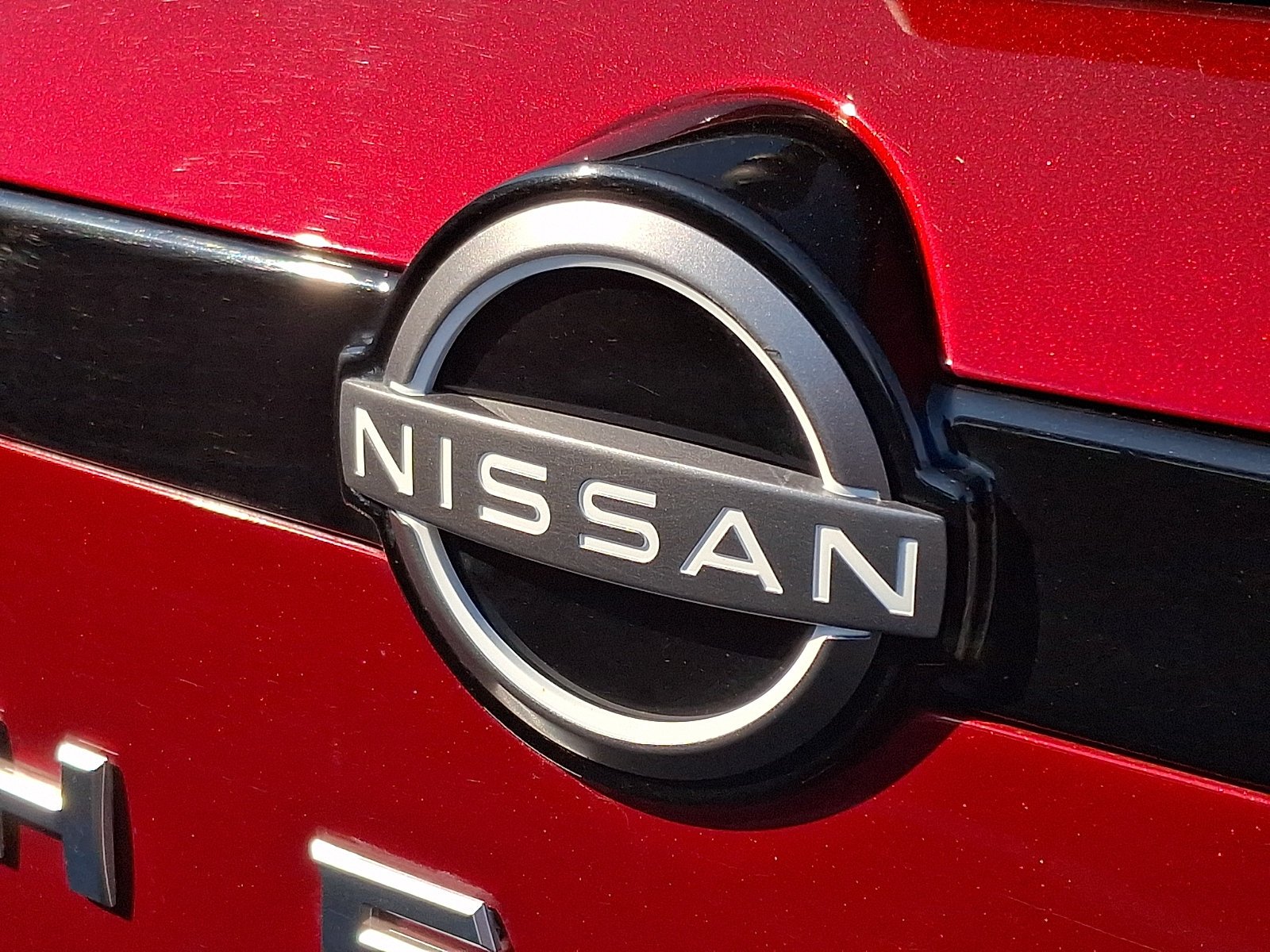 2025 Nissan Pathfinder SV - Photo 31