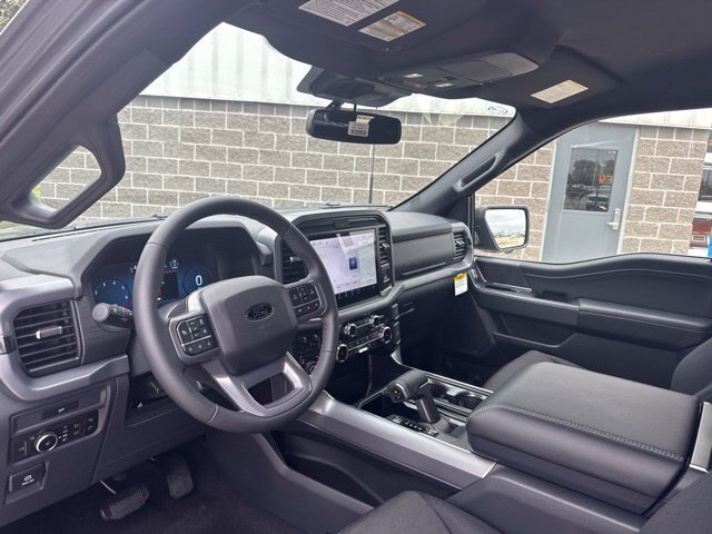 New 2026 Carbonized Gray Metallic Ford XLT image 51