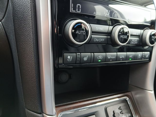 Used 2022 Red Subaru Touring image 29