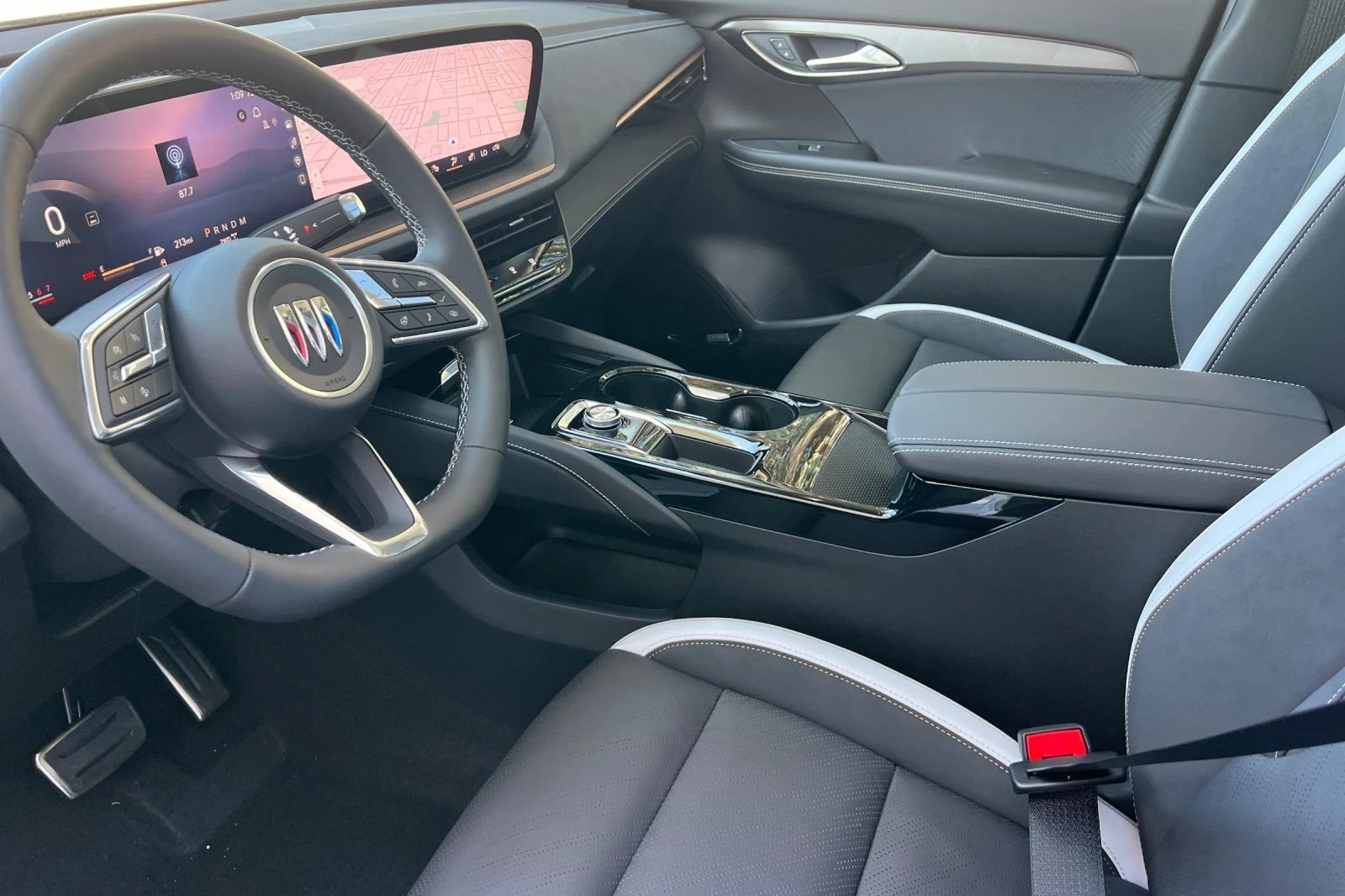 2026 Buick Envision Sport Touring - Photo 8