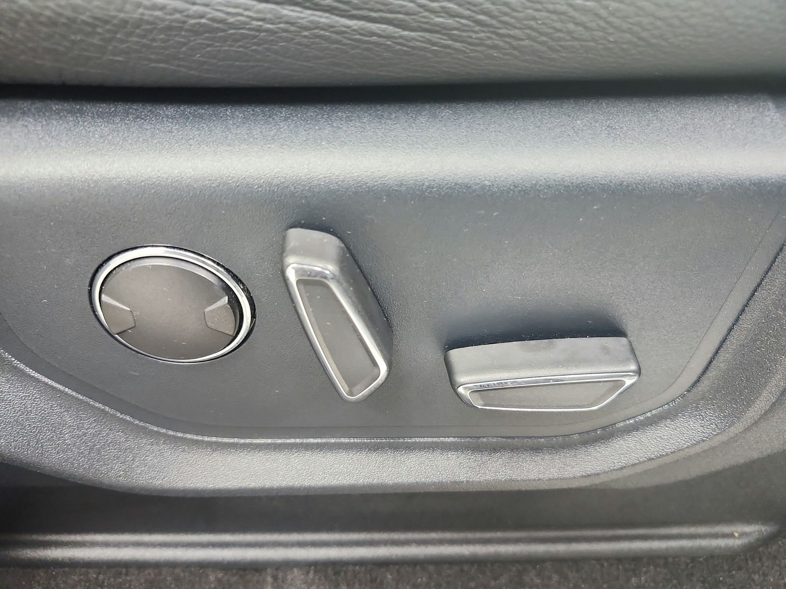 Used 2021 Oxford White Ford King Ranch image 48
