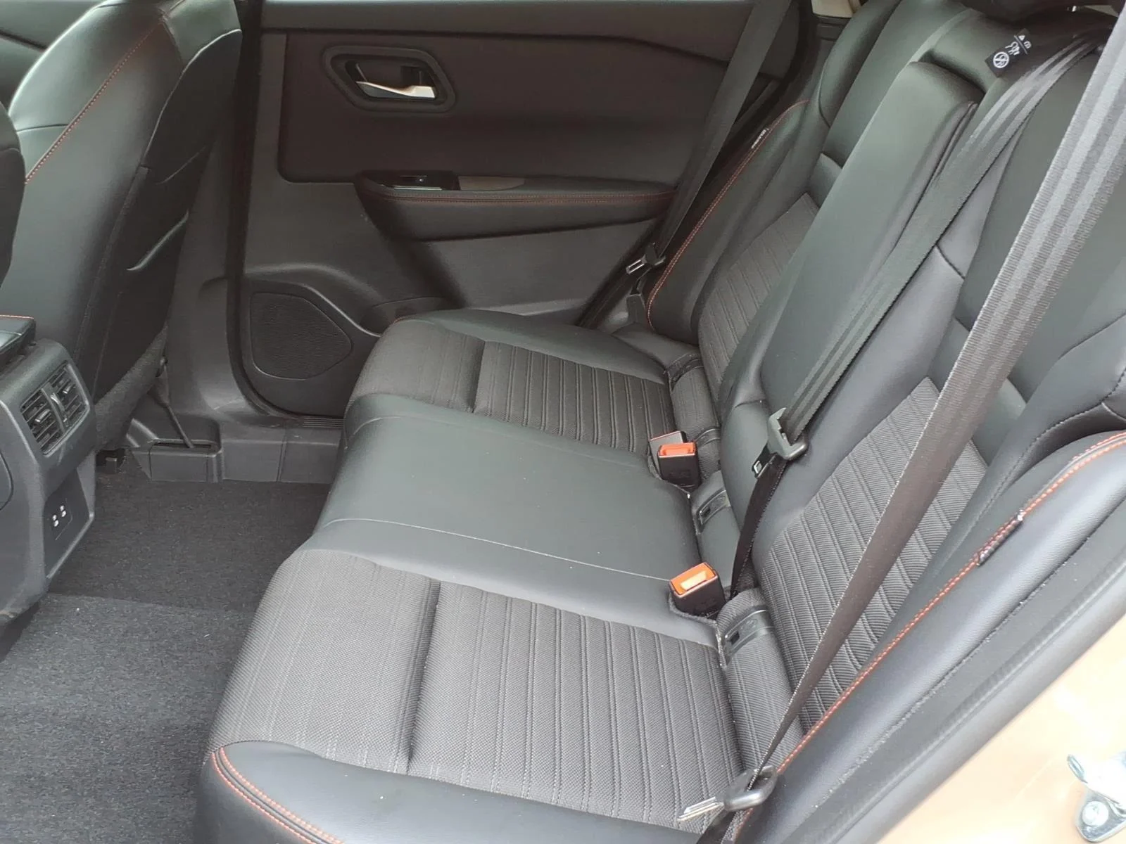 Used 2025 Baja Storm Metallic Nissan Rock Creek image 22