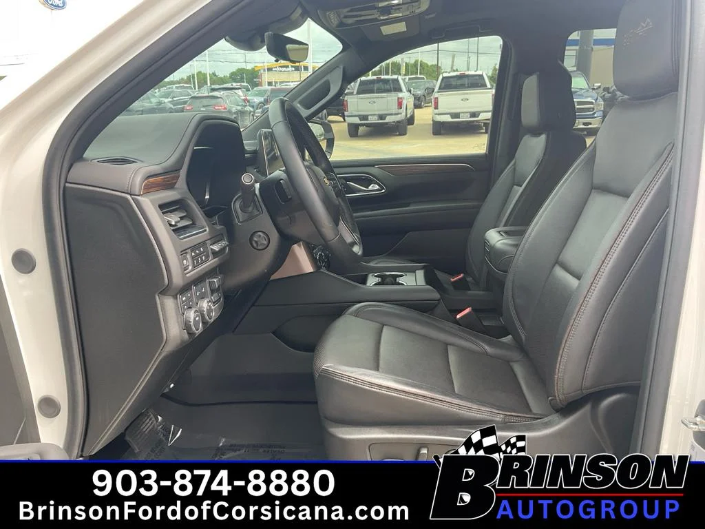 Used 2024 Iridescent Pearl Tricoat Chevrolet High Country image 29