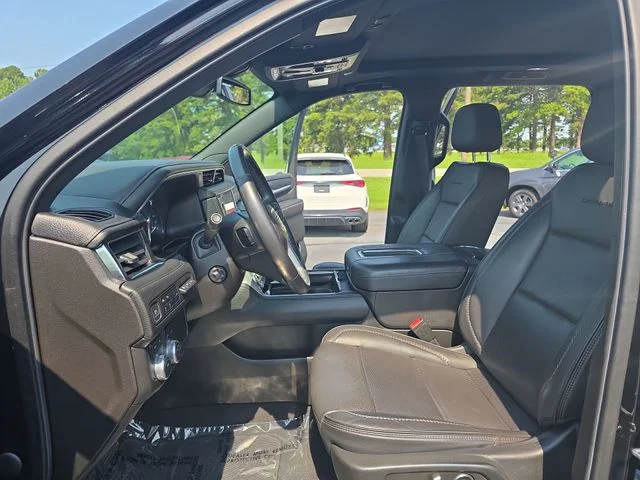 Used 2021 Black GMC Denali image 17
