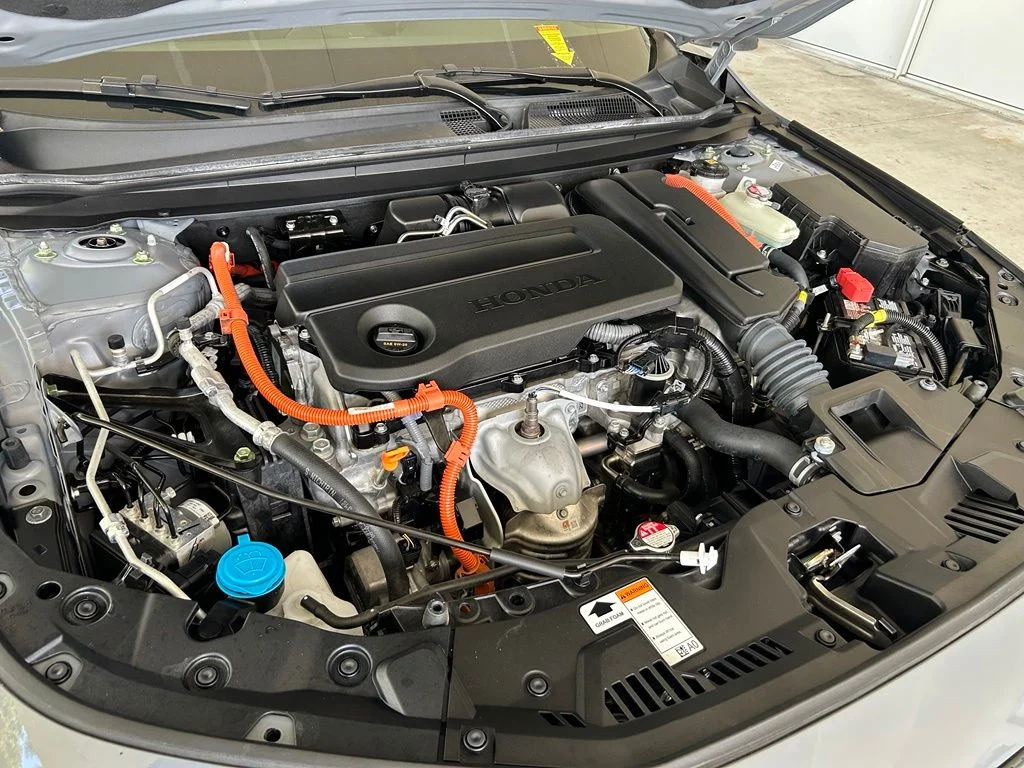 Used 2024 Silver Honda Sport-L image 12