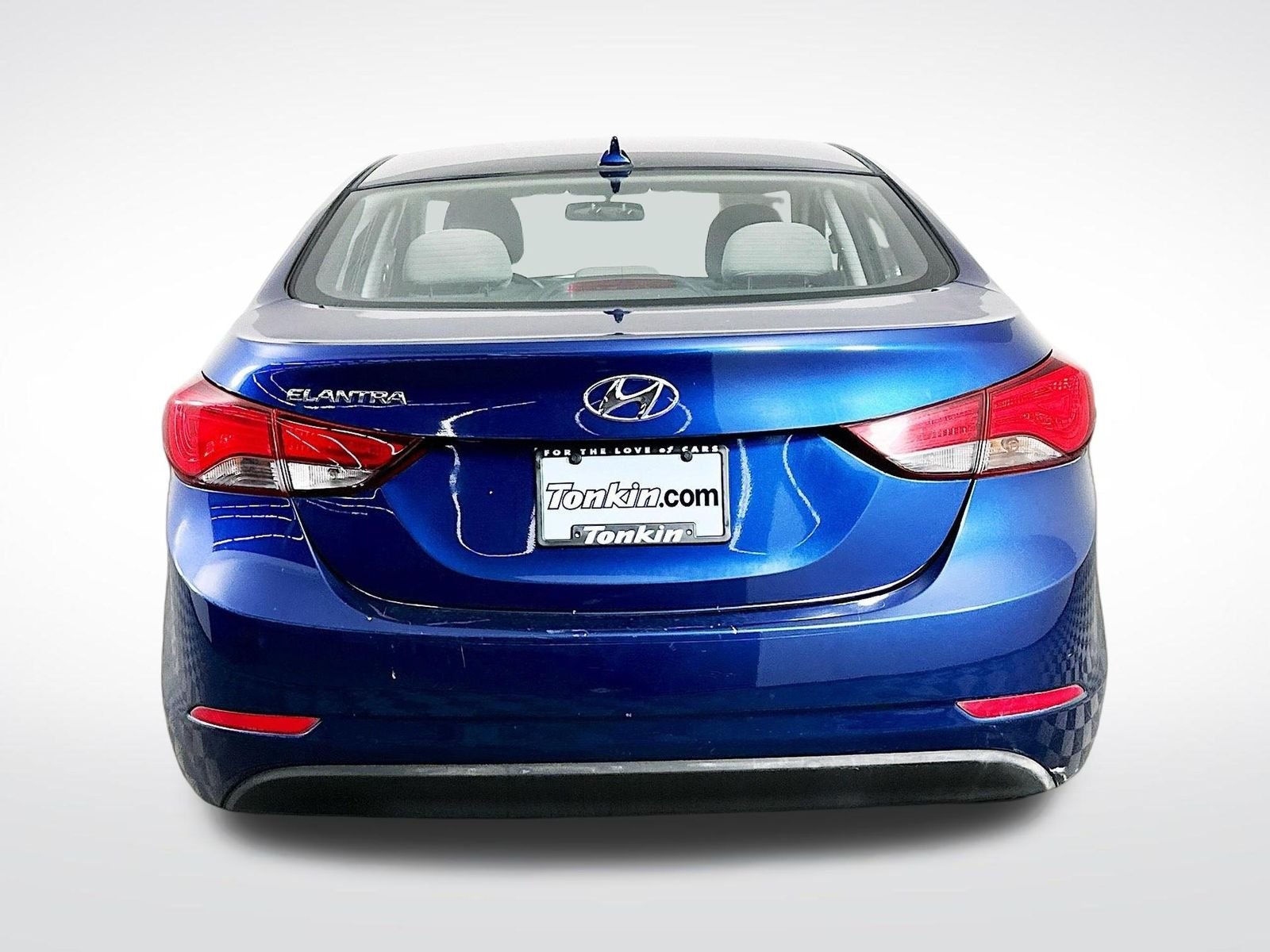 Used 2016 Lakeside Blue Hyundai SE image 7