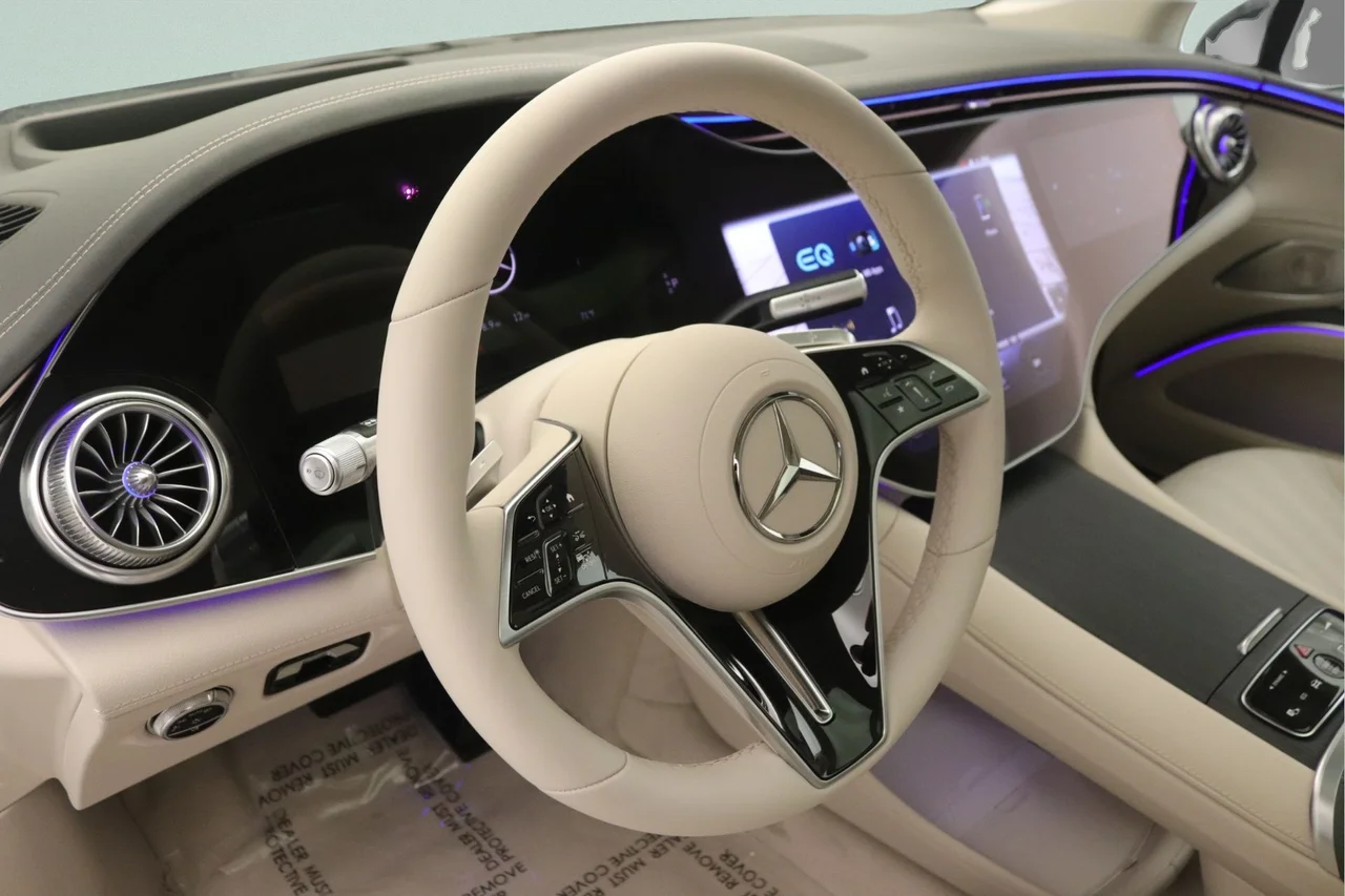 New 2026 Graphite Grey Metallic Mercedes-Benz 450 4MATIC® image 4
