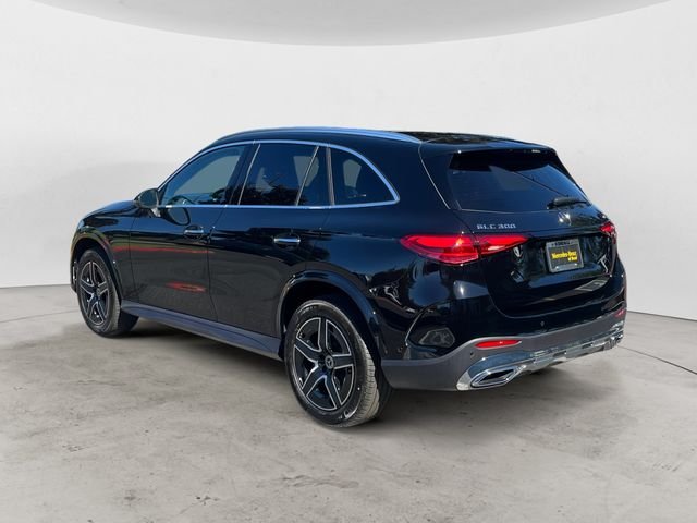 New 2026 Black Mercedes-Benz GLC 300 image 3
