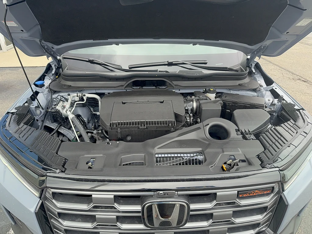 New 2026 Sonic Gray Pearl Honda TrailSport image 16