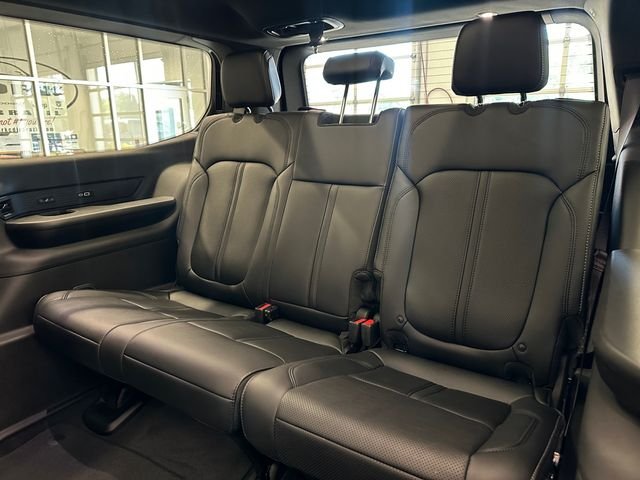 New 2026 High Gloss Black Exterior Paint Jeep Limited Reserve image 23
