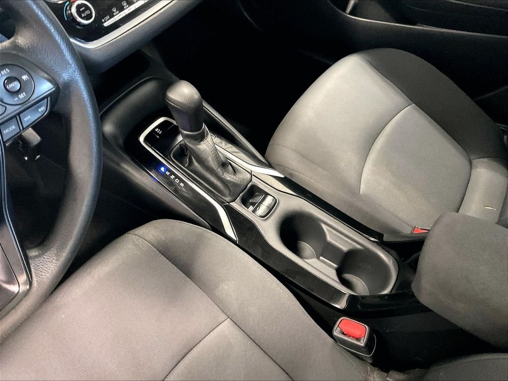 Used 2022 Blue Toyota LE image 20