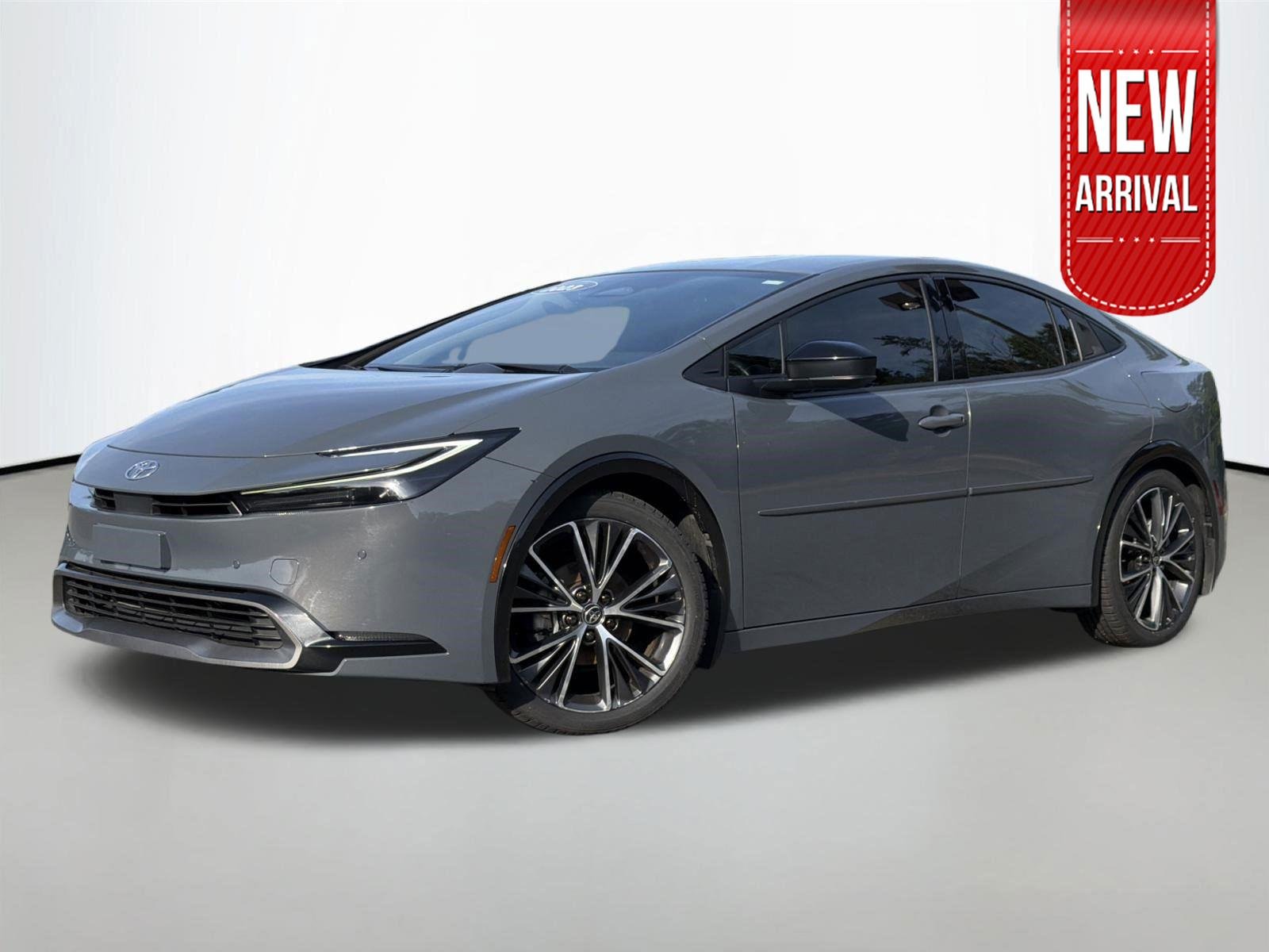 2023 Toyota Prius XLE FWD's photo