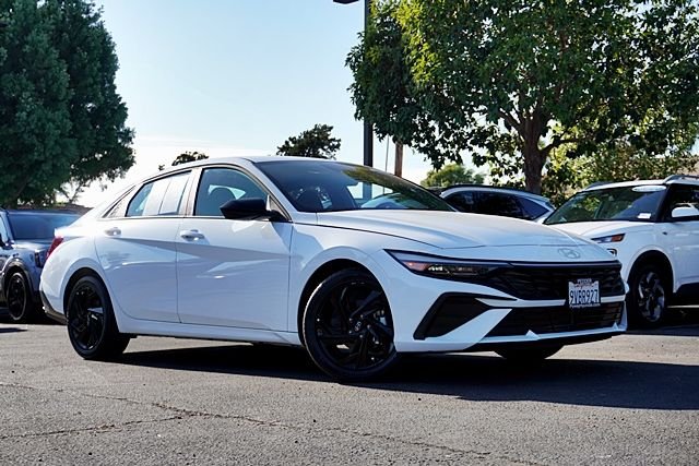 Certified Used 2026 White Hyundai SEL Sport image 1