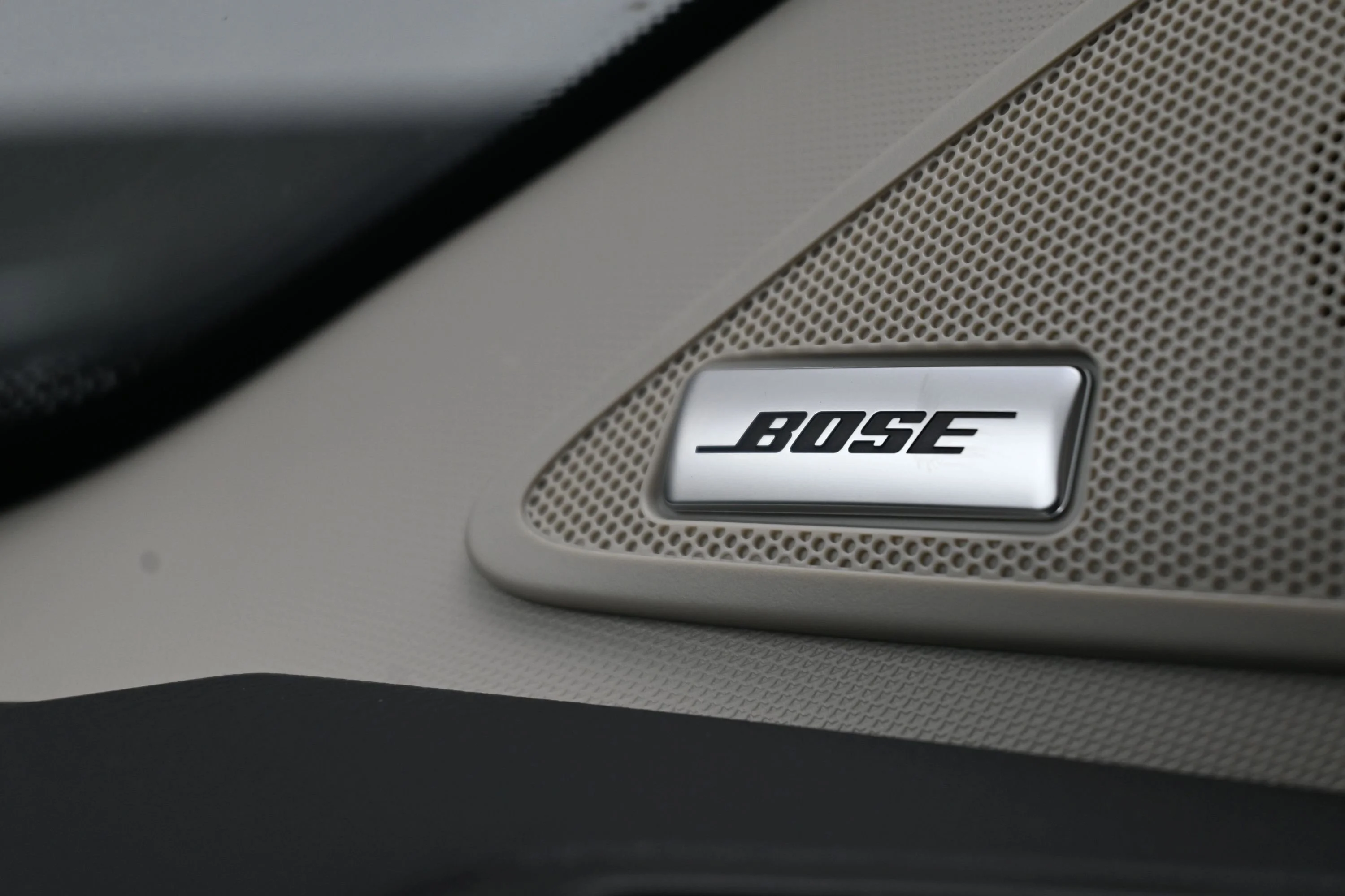 New 2026 Boulder Gray Pearl Nissan Platinum image 21