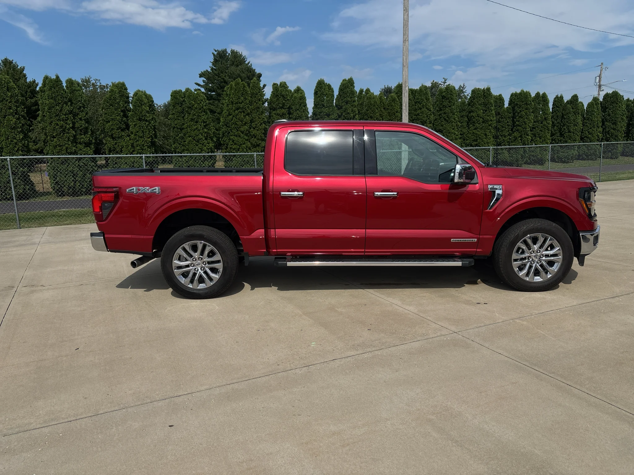 Used 2024 Rapid Red Metallic Tinted Clearcoat Ford XLT image 8