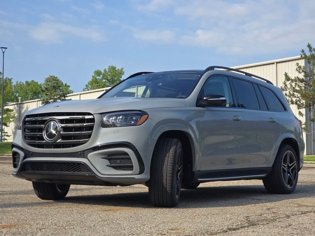 New 2026 MANUFAKTUR Alpine Grey Mercedes-Benz GLS 450 image 11