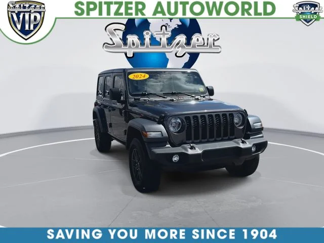 Used 2024 Gray Jeep Sport S image 3