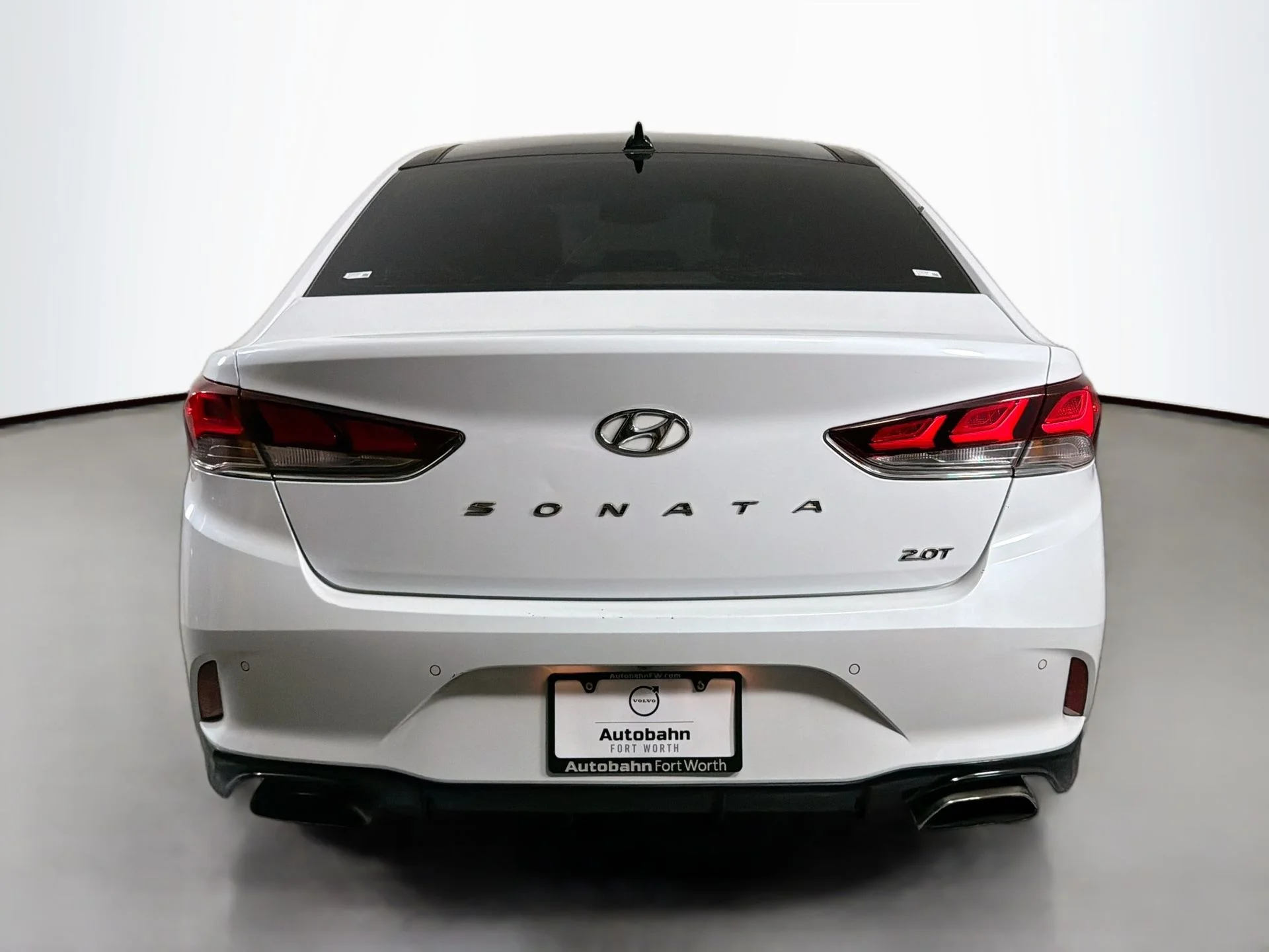 Used 2019 White Hyundai Limited image 7