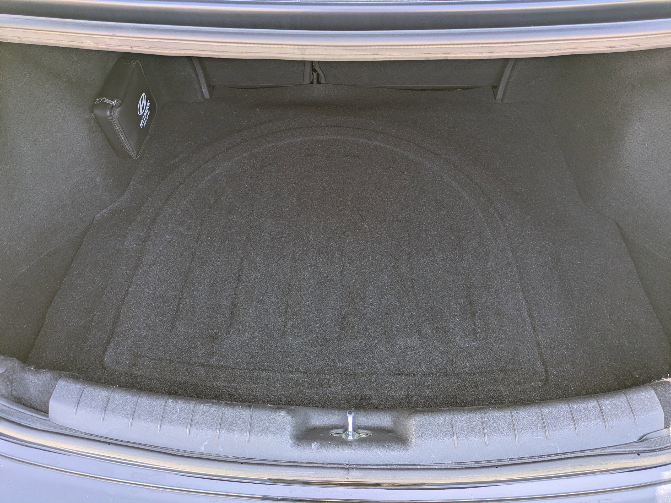 2020 Hyundai Elantra SE - Photo 11