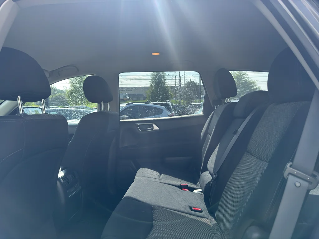 Used 2017 Gray Nissan SV image 10