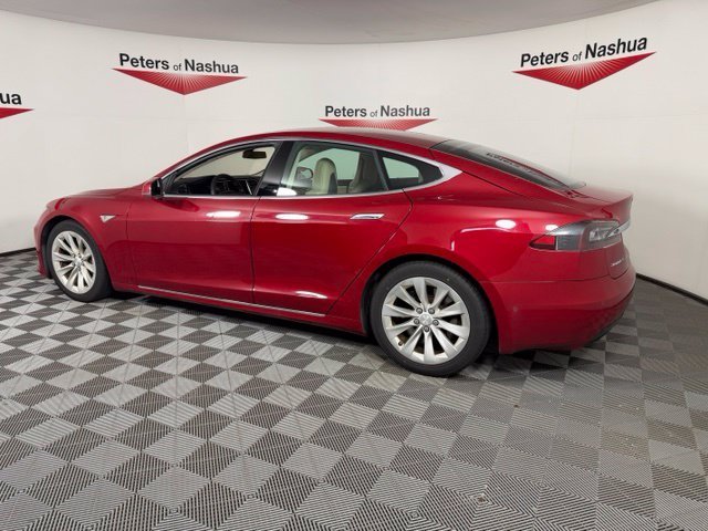 Used 2016 Red Multi-Coat Tesla  image 3