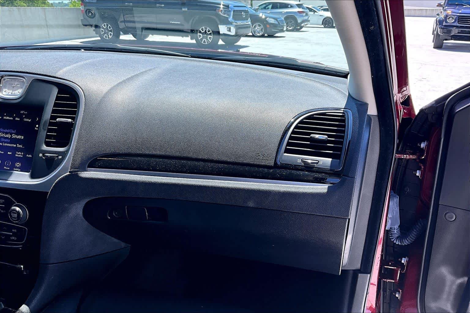 Used 2023 Velvet Red Pearlcoat Chrysler Touring L image 18