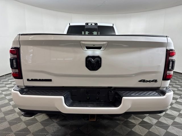 Used 2022 Bright White Clearcoat Ram Laramie image 22