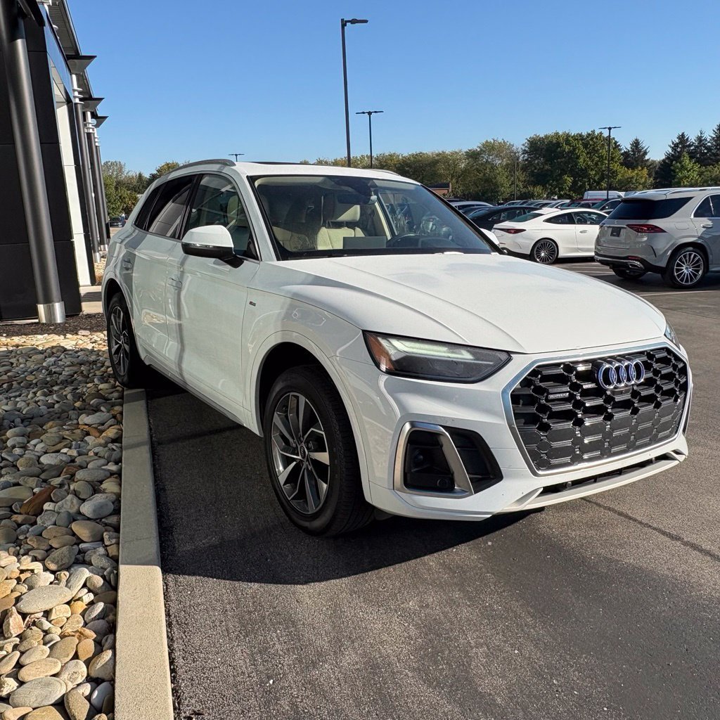 Used 2024 White Audi 45 S line Premium image 4