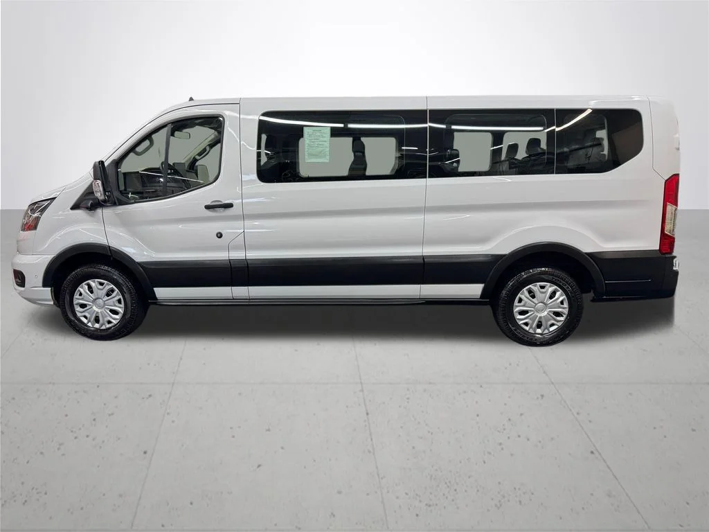 Used 2023 White Ford XLT image 3