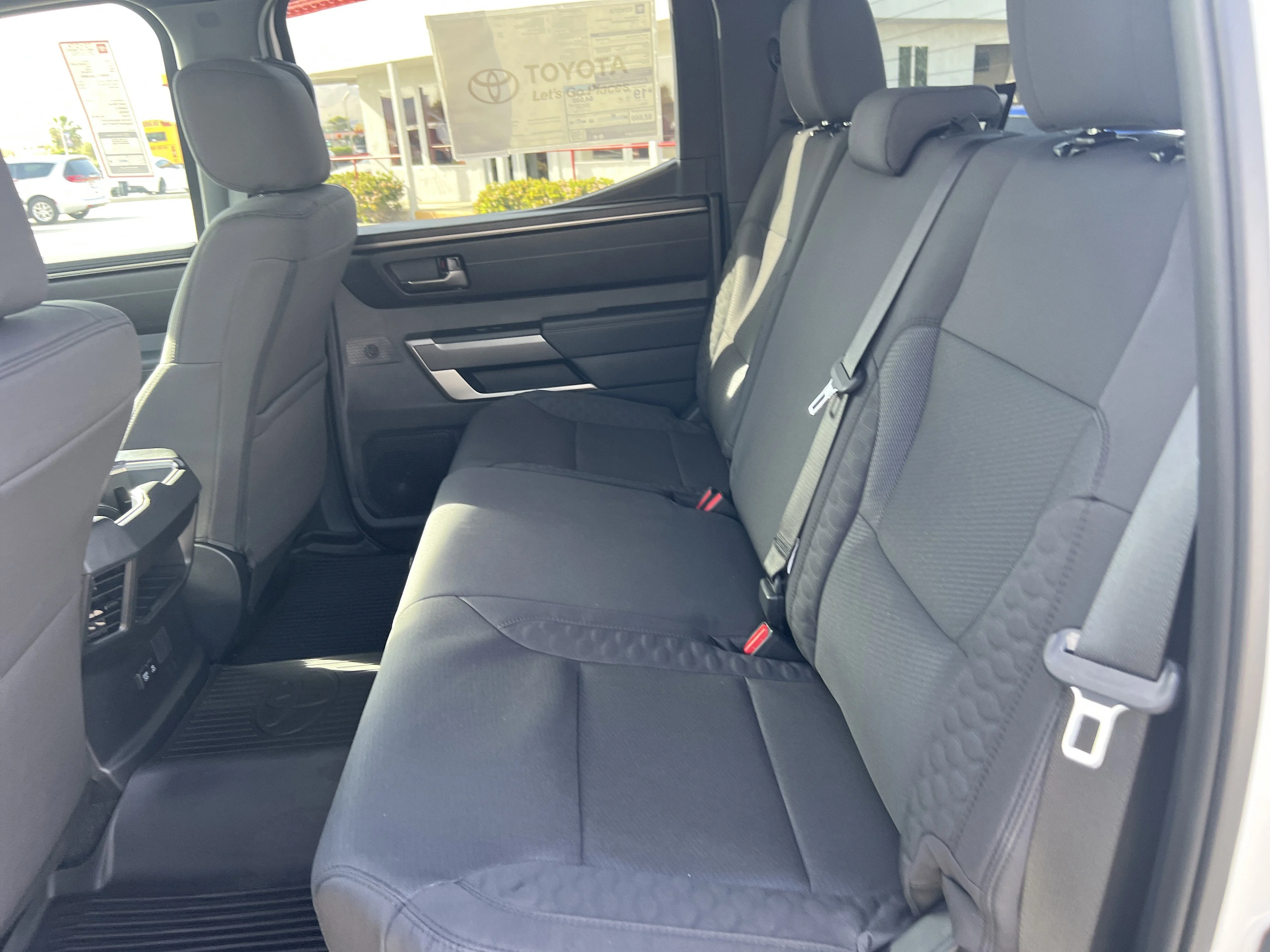 2026 Toyota Tundra SR5 - Photo 11