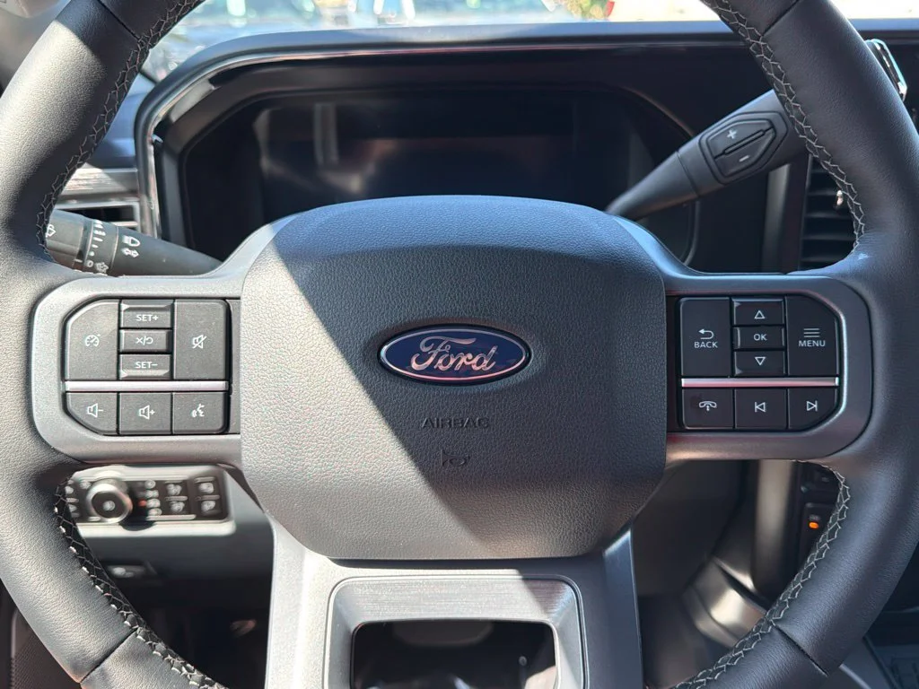 New 2027 Agate Black Metallic Ford F-250® Lariat® image 26