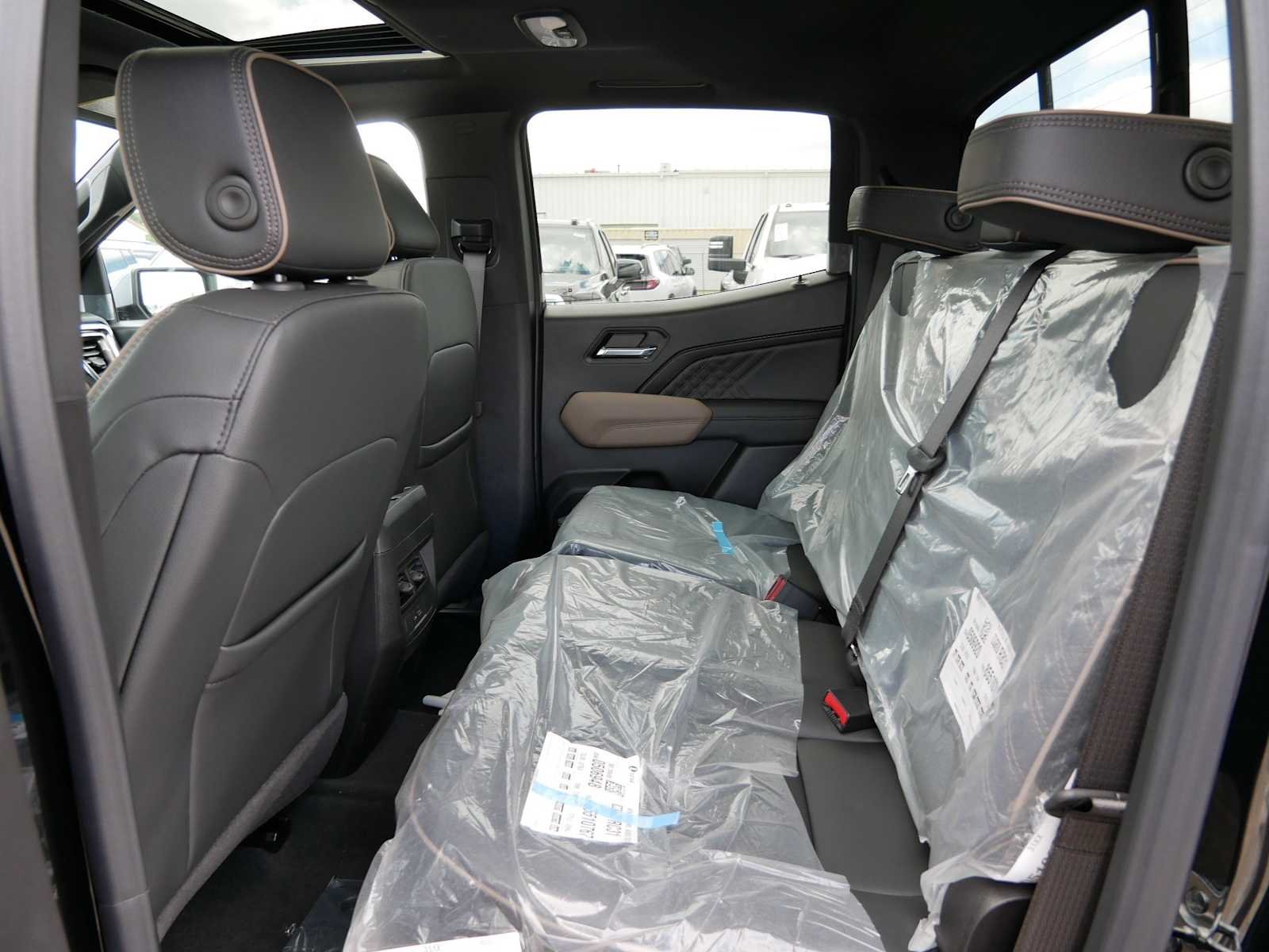 2026 GMC Canyon Denali - Photo 12